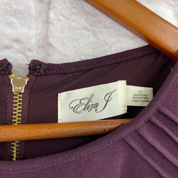 Eliza J Fit & Flare Mini Dress Plum Purple Solid Cap Sleeve Nordstrom Zip 10 - Picture 3 of 3